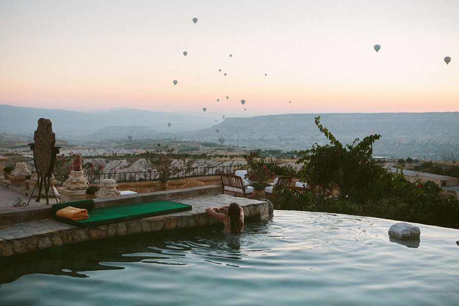 AMUSE IN CAPPADOCIA