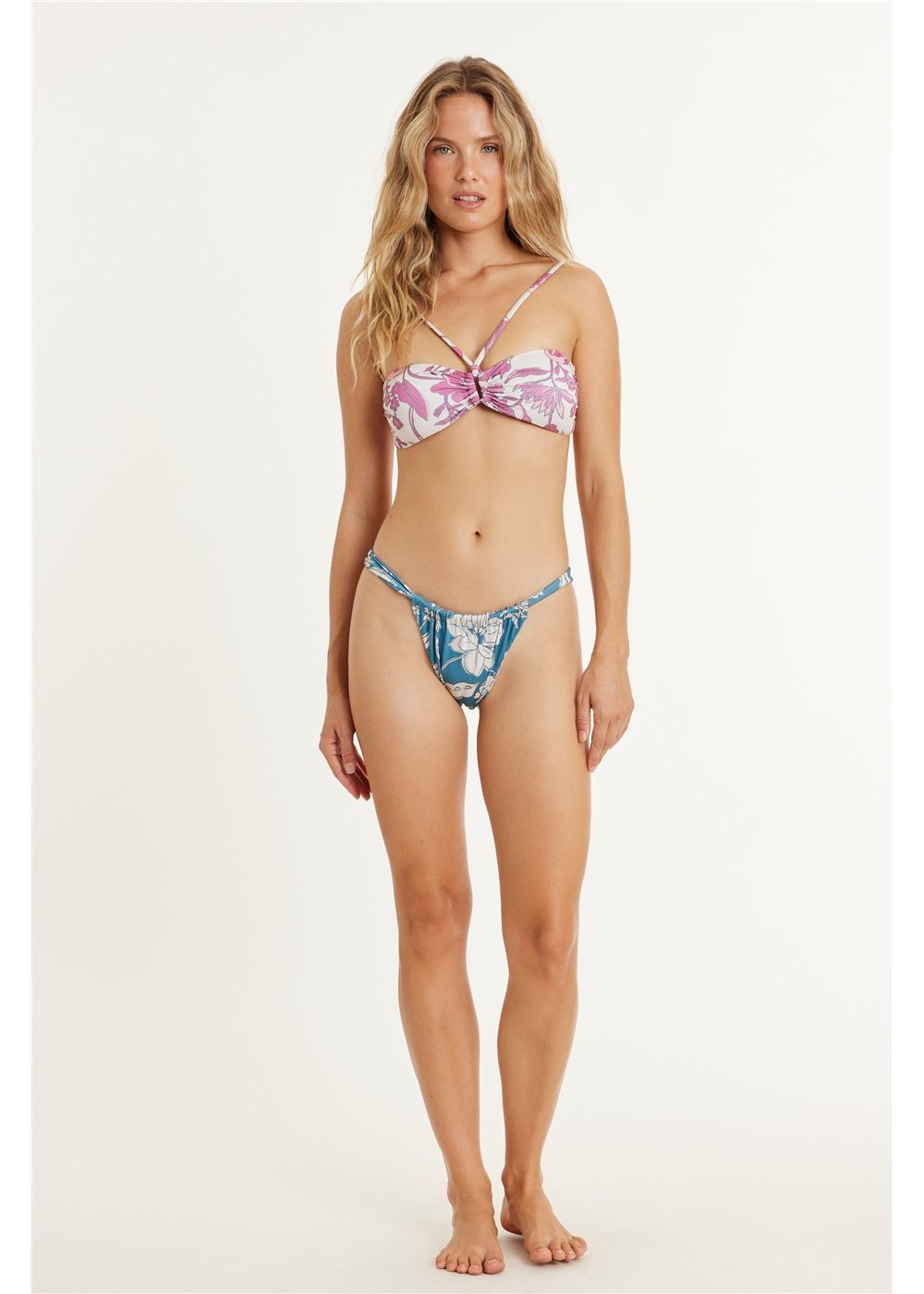 PARADISE BEACH FRONT HIGHWAIST
